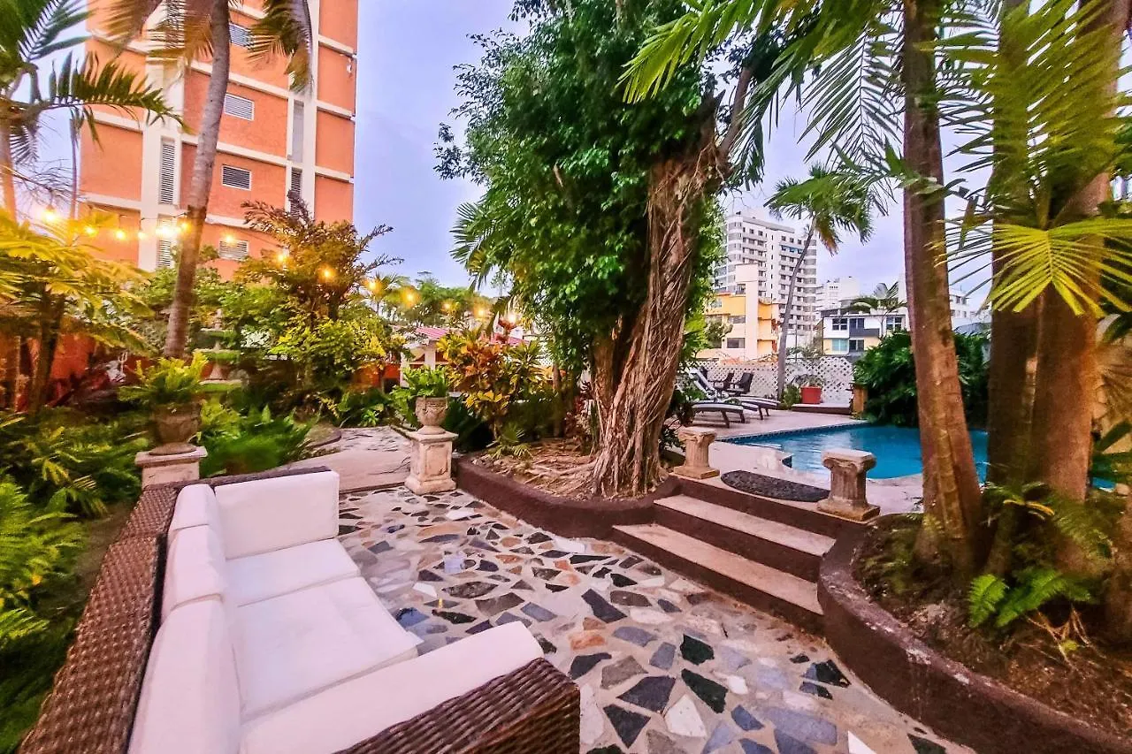Luxurious San Juan Villa With Pool - Walk To Beach! Holiday home