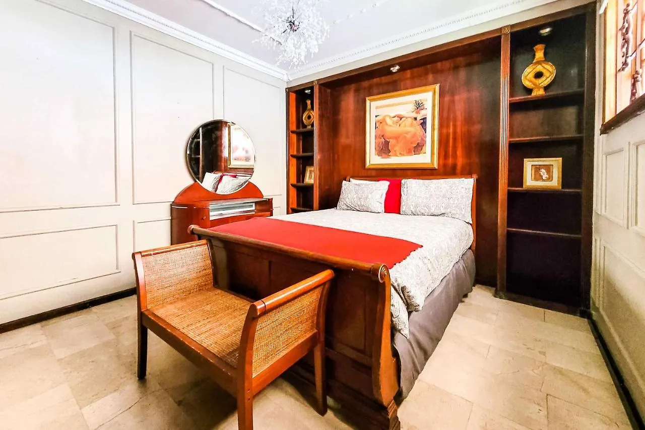 Luxurious San Juan Villa With Pool - Walk To Beach! Holiday home